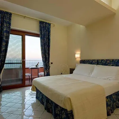 Poseidon Boutique & Events 4* Salerno