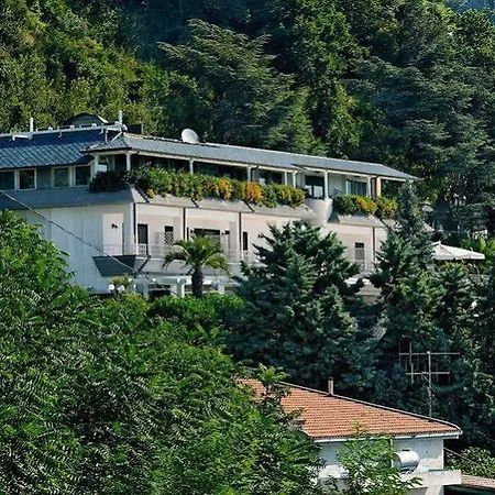 Poseidon Boutique & Events Hotel 4*